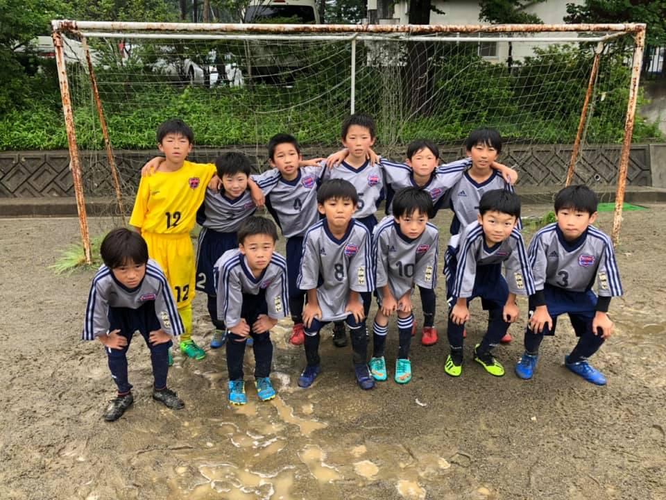 サッカー　ミヤギテレビ杯　集合写真